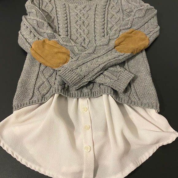 Monteau Cable Sweater with elbow patches. size Small, EUC - Picture 7 of 9